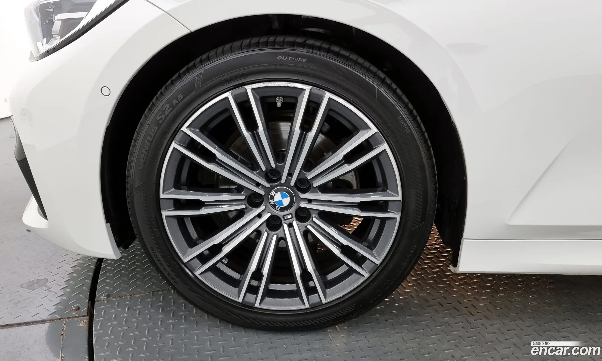 BMW 3Er Vii G2X 320I M Sports 2021 - фотография 16372345