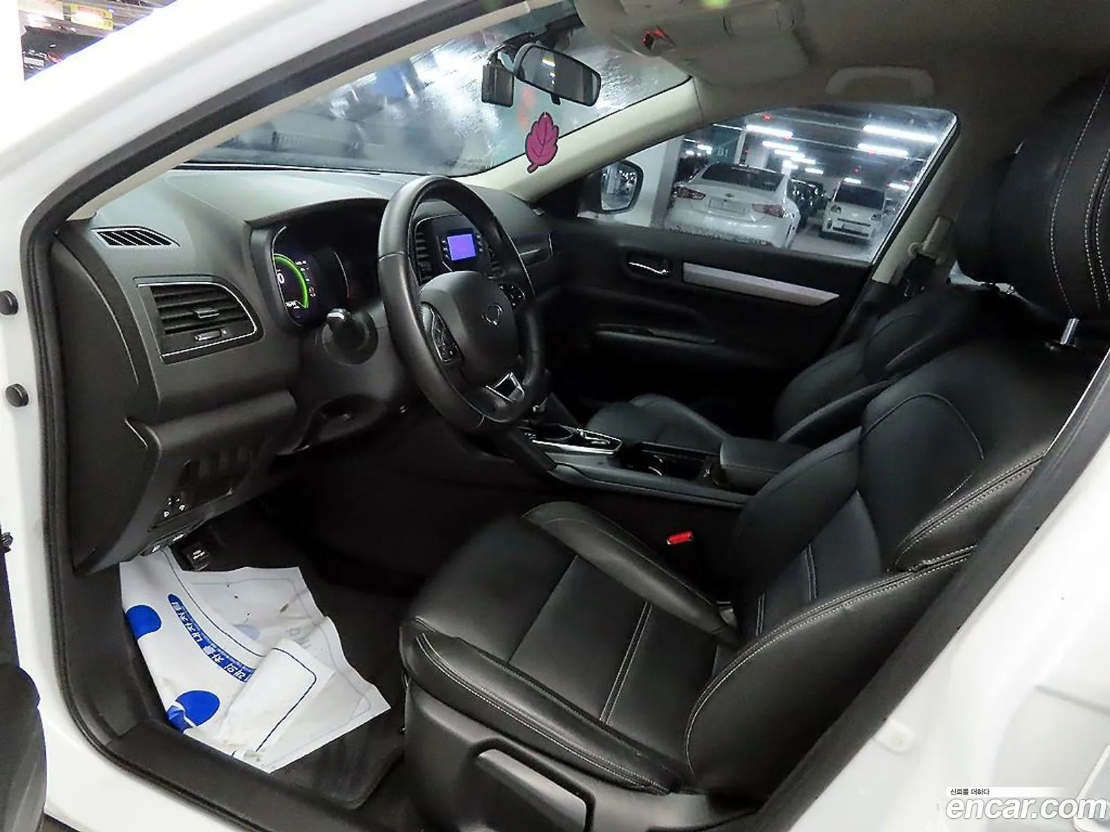 Renault Samsung Qm6 20 Lpe Se 2Wd 2020 - фотография 2702563