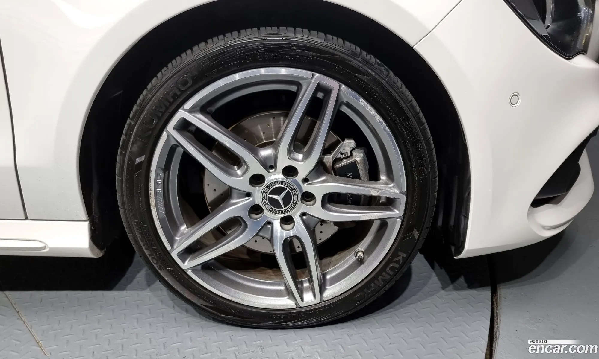 Mercedes-Benz Cla-Klasse Cla220 Amg Line 2019 - фотография 18702854
