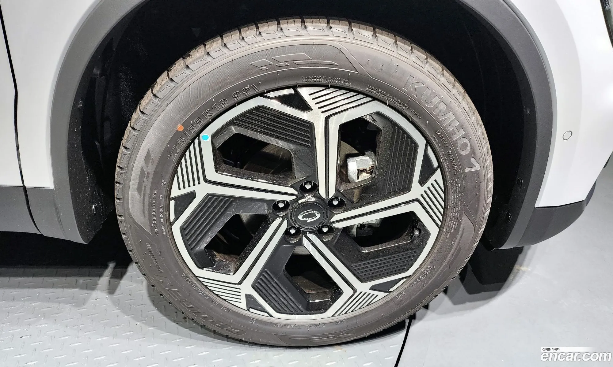 Renault Samsung Qm6 20 Lpe Re 2Wd 2024 - фотография 2638695