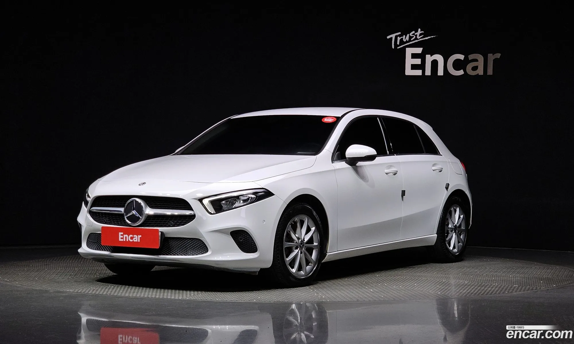 Mercedes-Benz A-Klasse Iv W177 A220 Hatchback 2019 - фотография 16451595