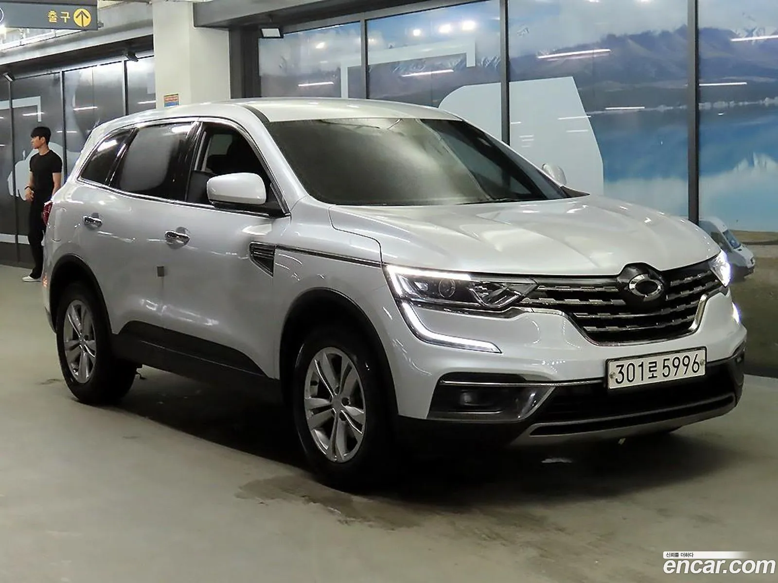 Renault Samsung Qm6 20 Lpe Se 2Wd 2020 - фотография 2702607
