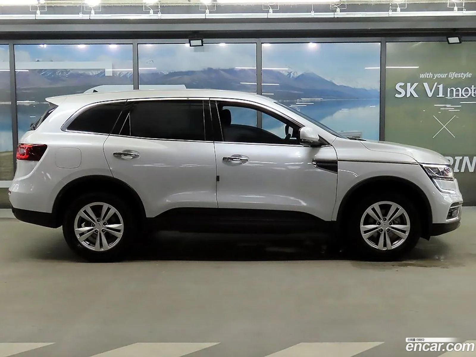 Renault Samsung Qm6 20 Lpe Se 2Wd 2020 - фотография 2702609