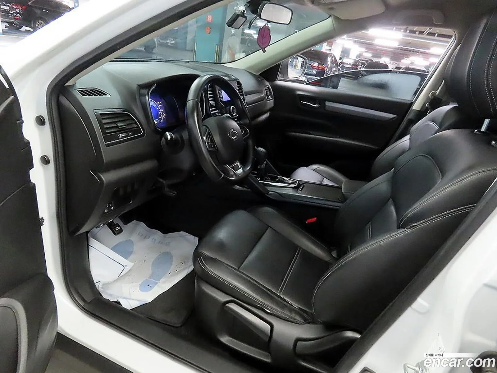 Renault Samsung Qm6 20 Lpe Se 2Wd 2020 - фотография 2702612