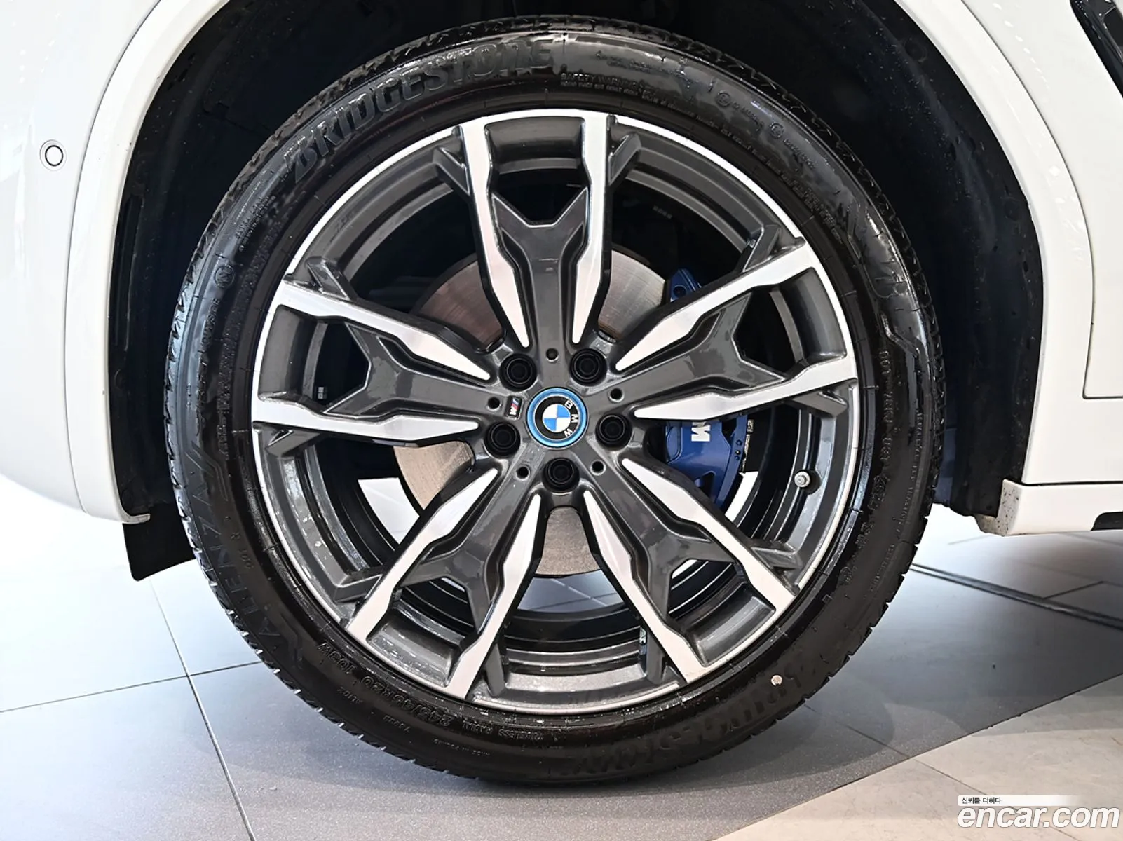 BMW X3 xDrive 30E M Sport 2024 - фотография 2346043