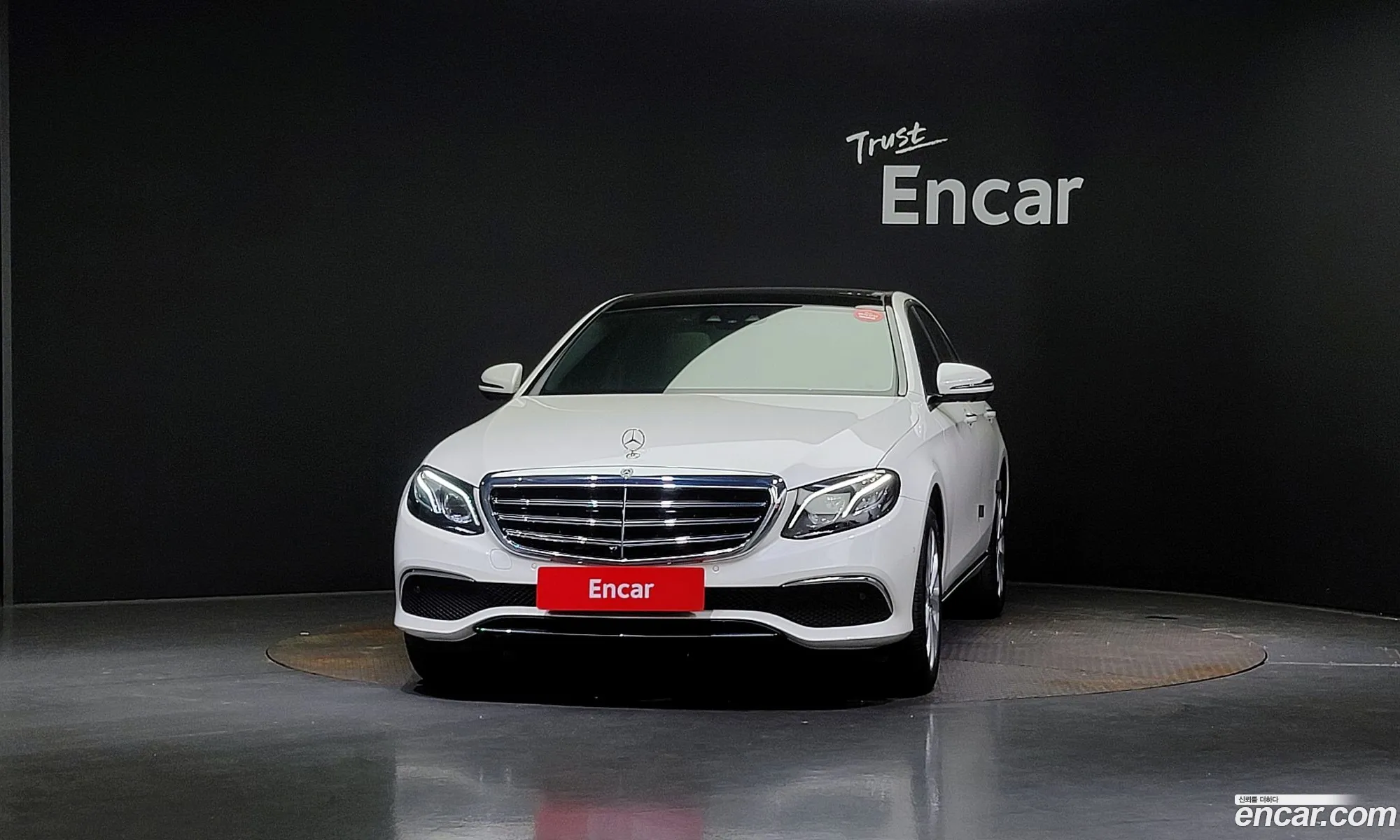 Mercedes-Benz E-Klasse V W213 S213 C238 E300 4Matic Exclusive 2019 - фотография 16428633