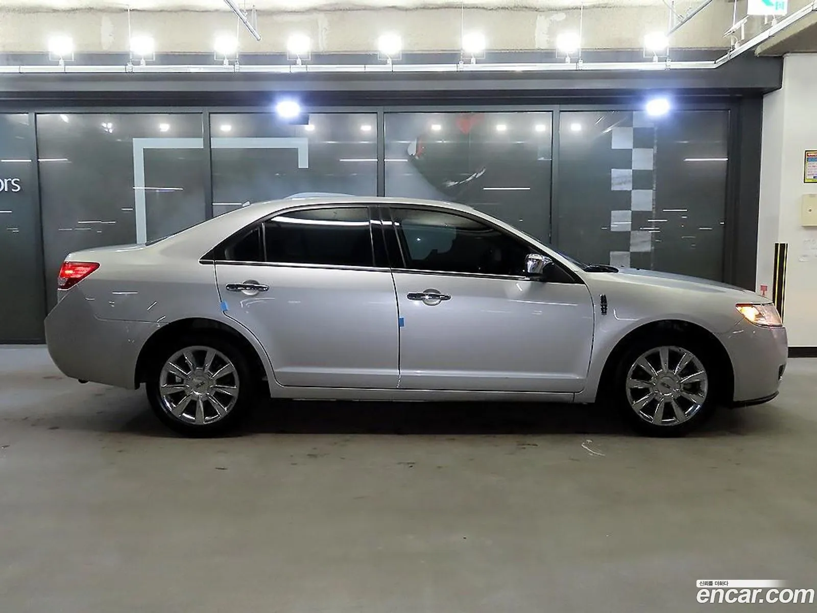 Lincoln Mkz I Zephyr 35 2010 - фотография 4642568
