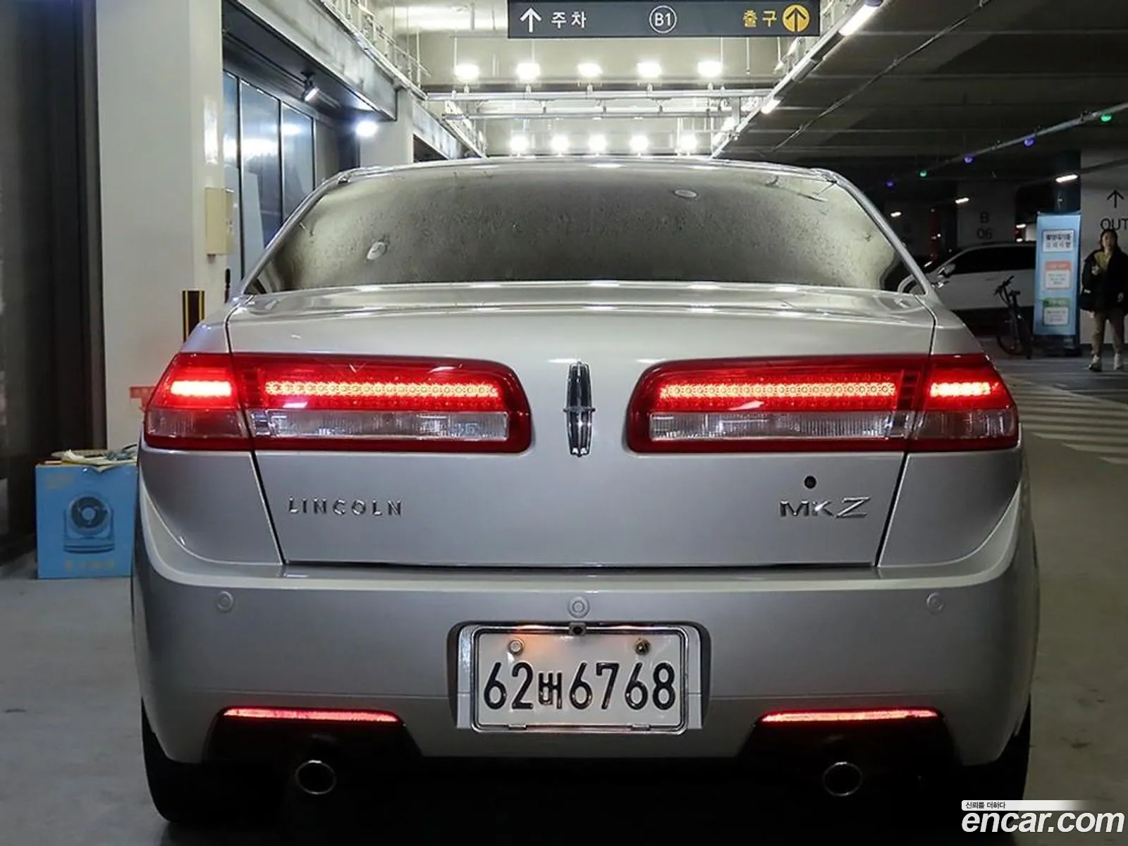 Lincoln Mkz I Zephyr 35 2010 - фотография 4642570