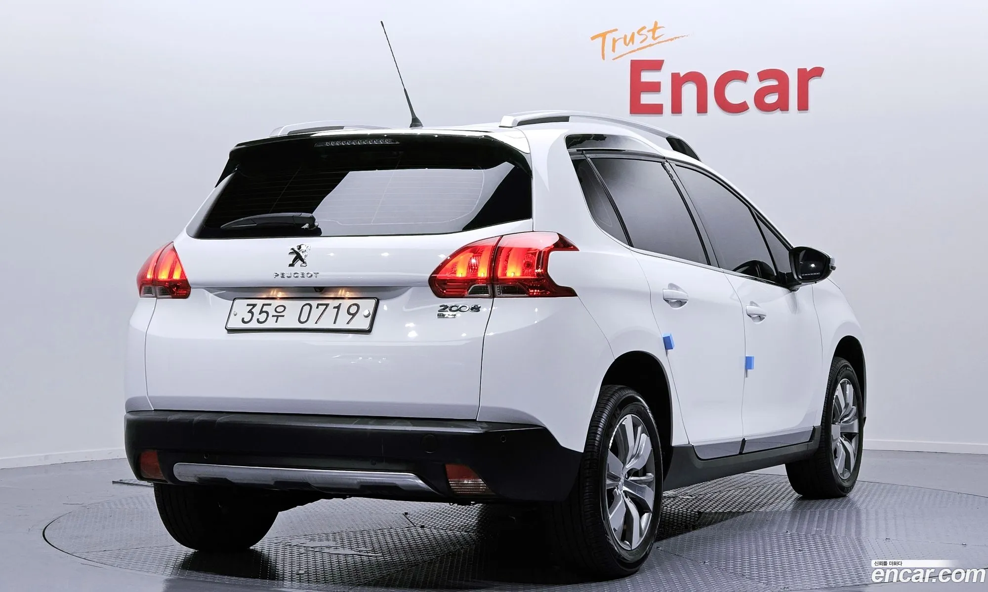 Peugeot 2008 16 E-Hdi Pelin L 2016 - фотография 4562471