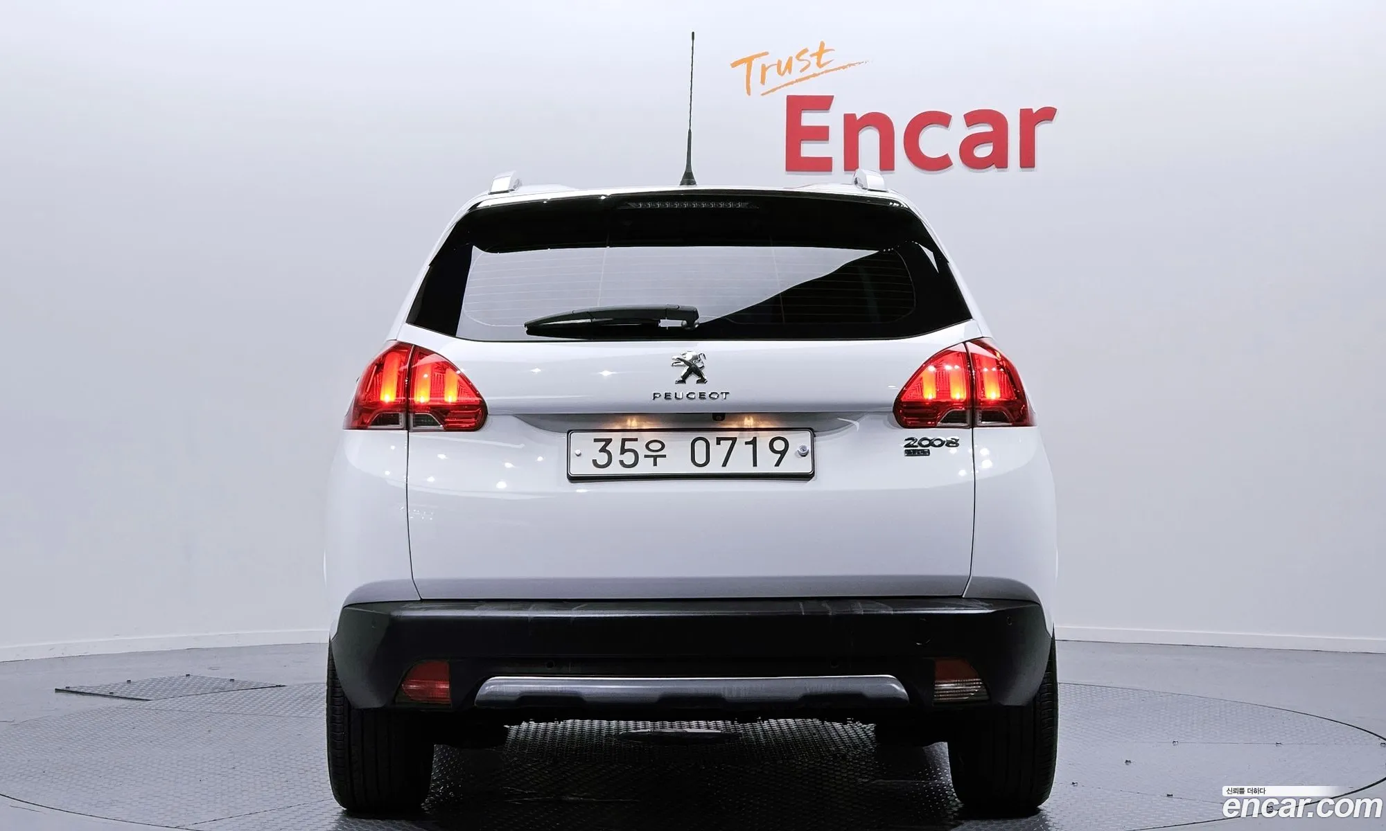 Peugeot 2008 16 E-Hdi Pelin L 2016 - фотография 4562473