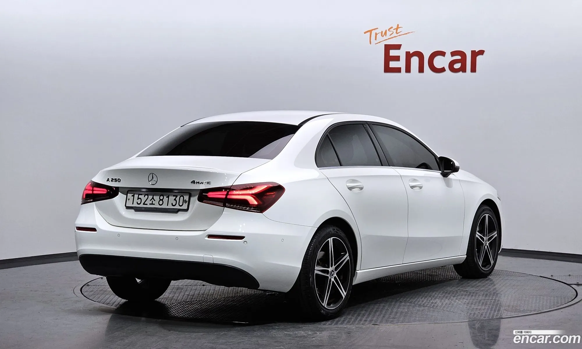 Benz A-Class W177 A250 4Matic Sedan - фотография 18702936