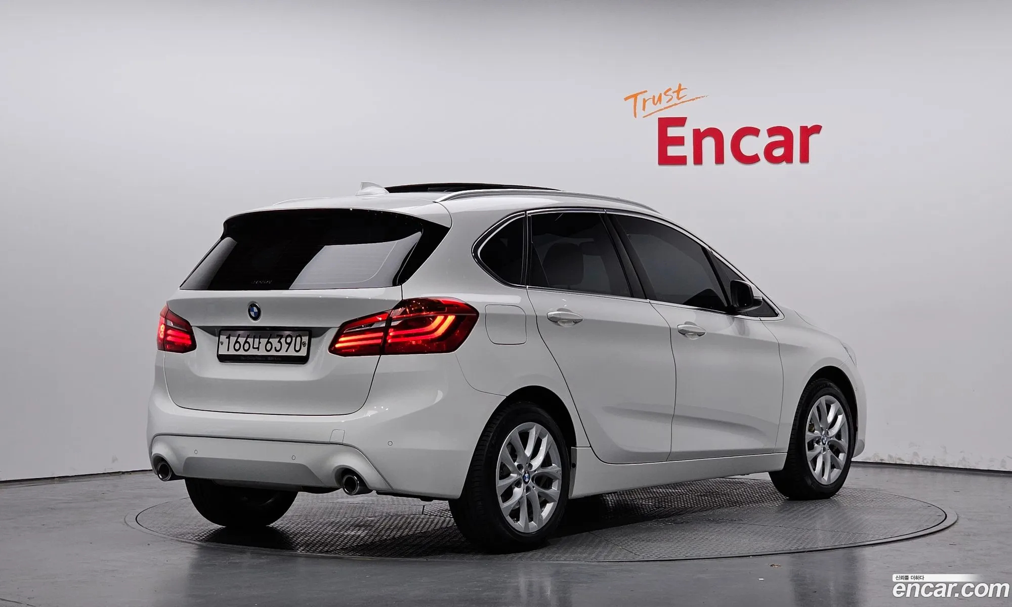 BMW 2Er Advantage 2021 - фотография 16366237