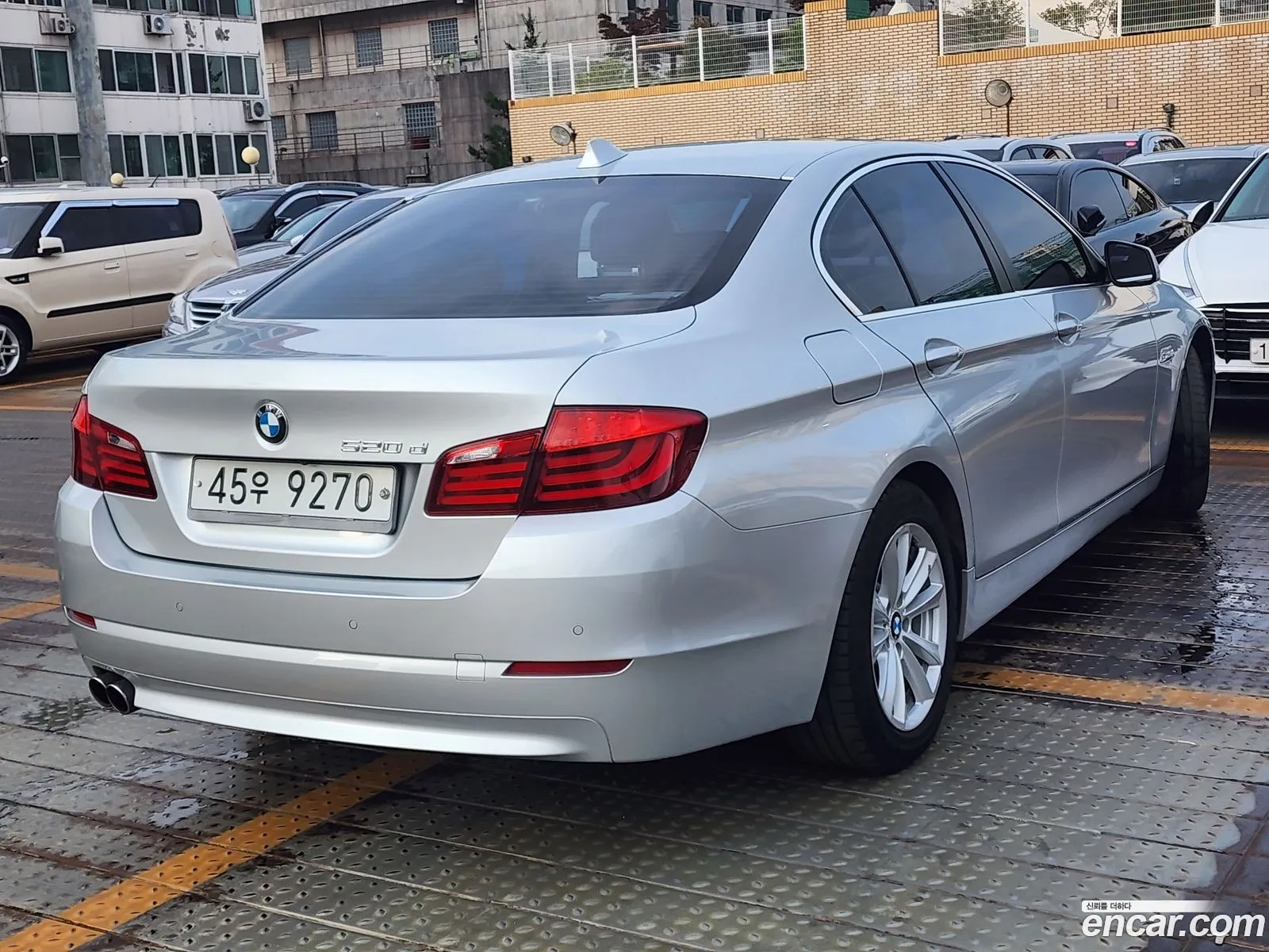 BMW 5Er Vi F10F11F07 520D 2012 - фотография 16366228