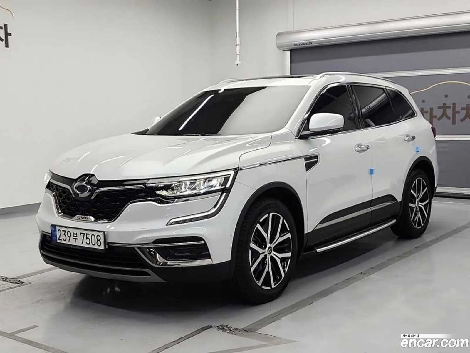 Renault Samsung Qm6 20 Gde Re Signature 2Wd 2023 - фотография 2638778