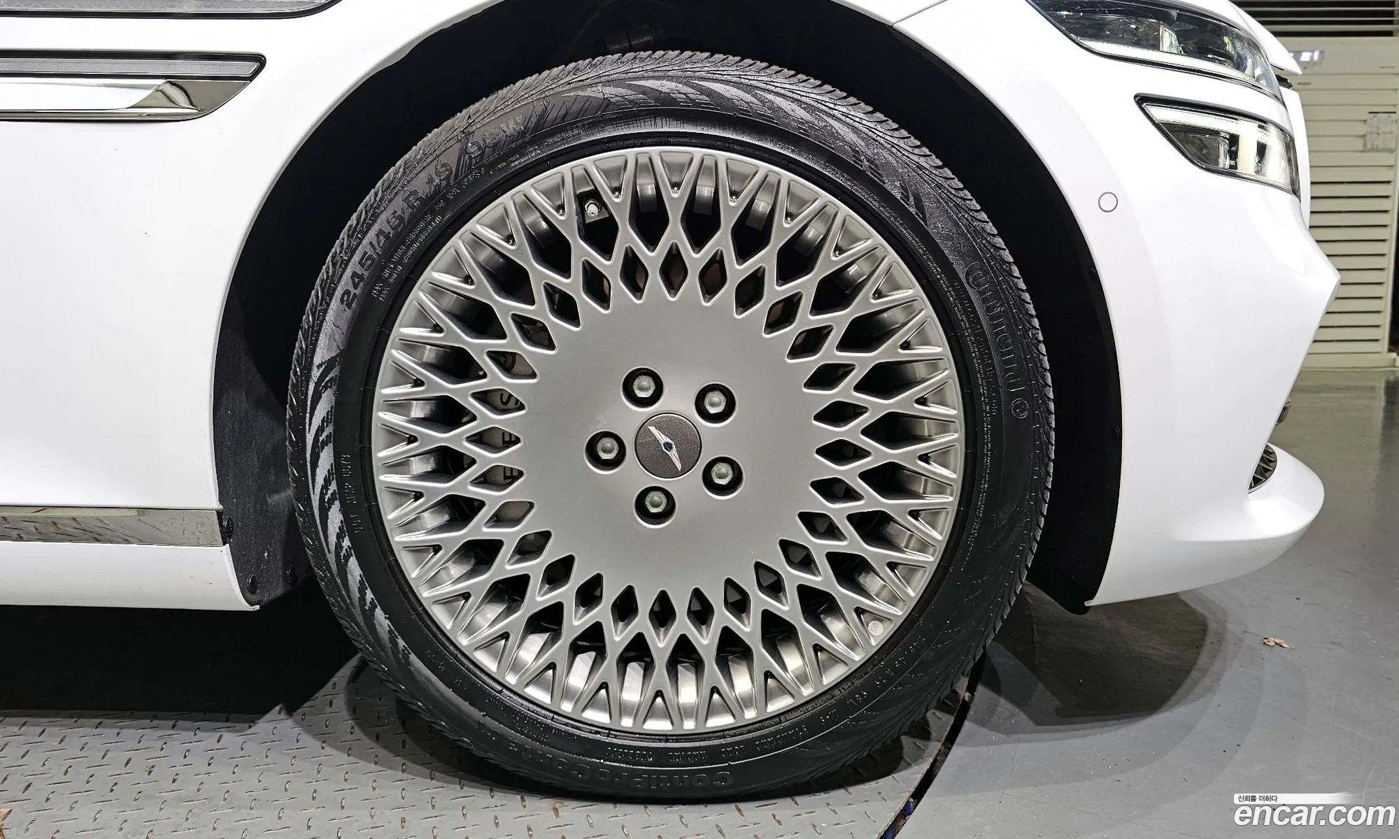 Genesis G80 Gasoline 25 Turbo Awd 2024 - фотография 1545034