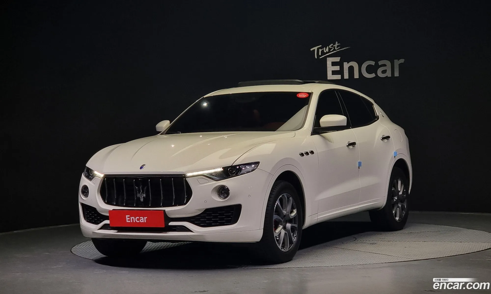 Maserati Levante 30 Awd Premium - фотография 12616013