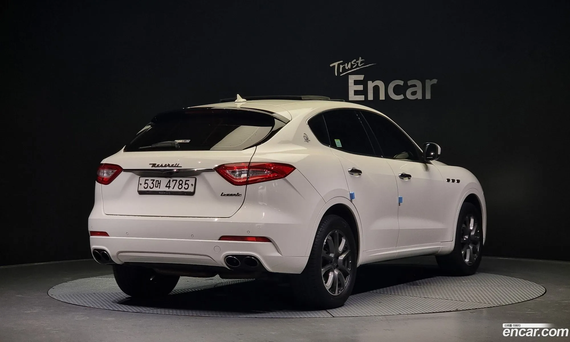 Maserati Levante 30 Awd Premium - фотография 12616014