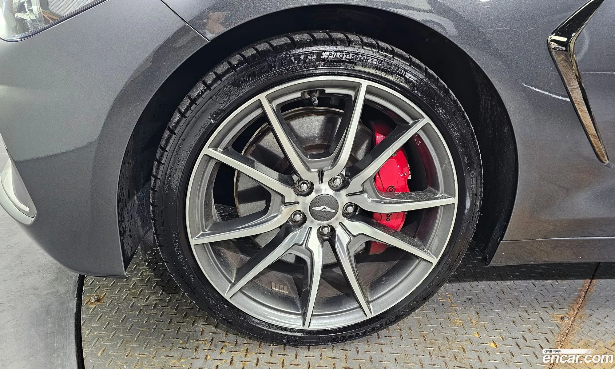 Genesis G70 20T Sports Package - фотография 1574867
