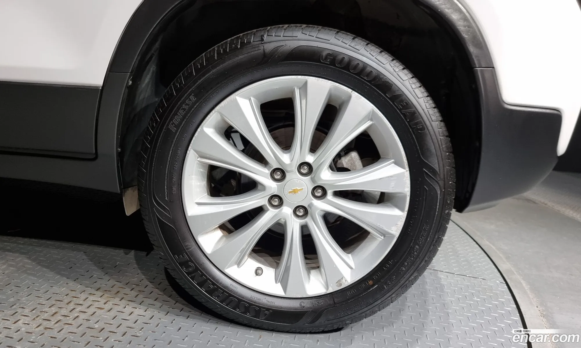 Chevrolet Trax I 14 Lt 2019 - фотография 17216567