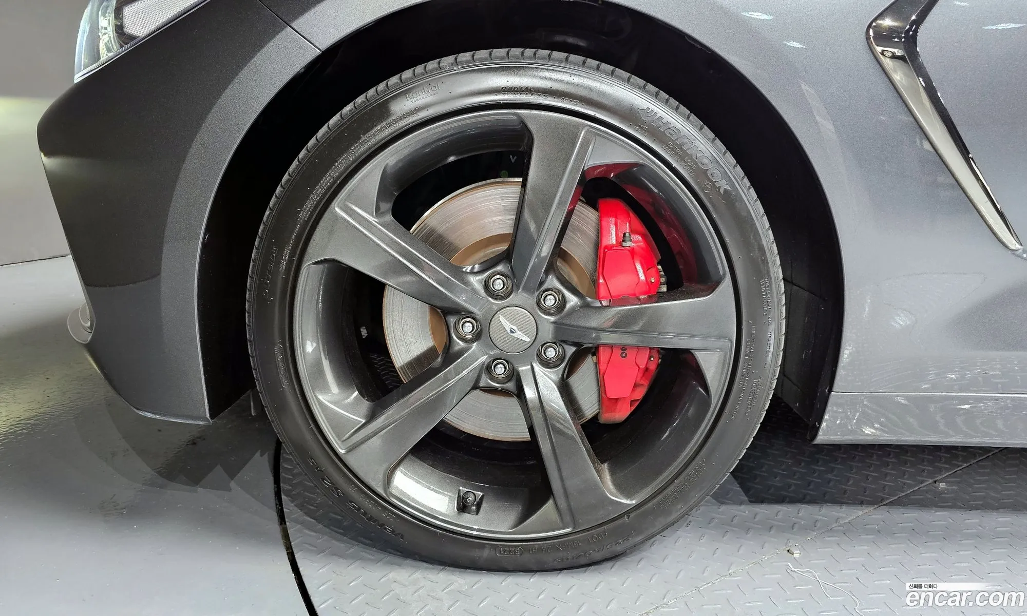 Genesis G70 I 33T Sports Awd 2019 - фотография 1547457
