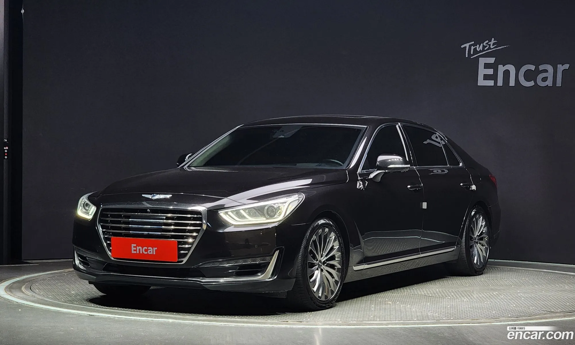 Genesis G90 I 50 Gdi Awd 2018 - фотография 1566989