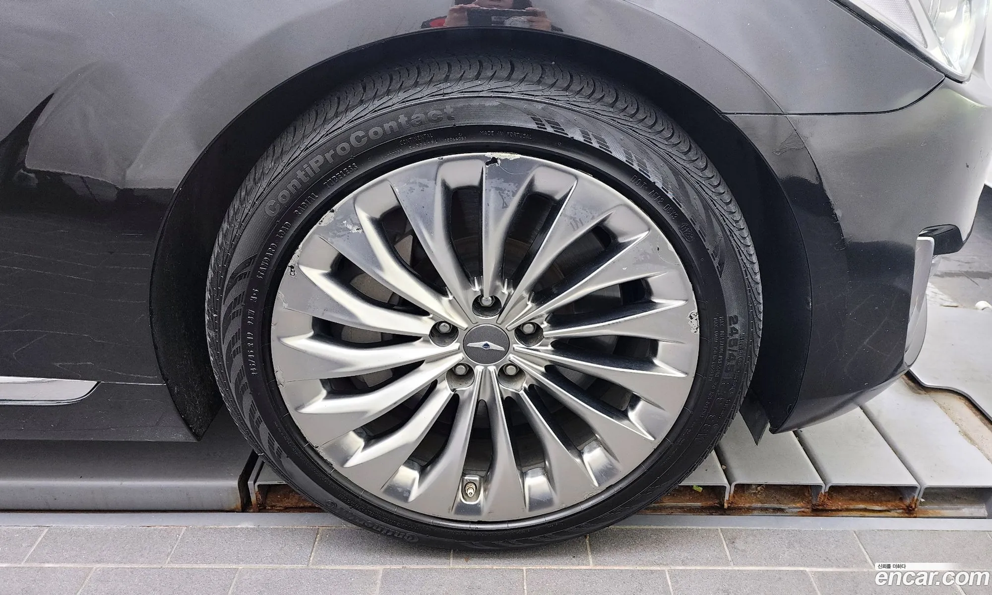 Genesis G90 I 50 Gdi Awd 2018 - фотография 1566993
