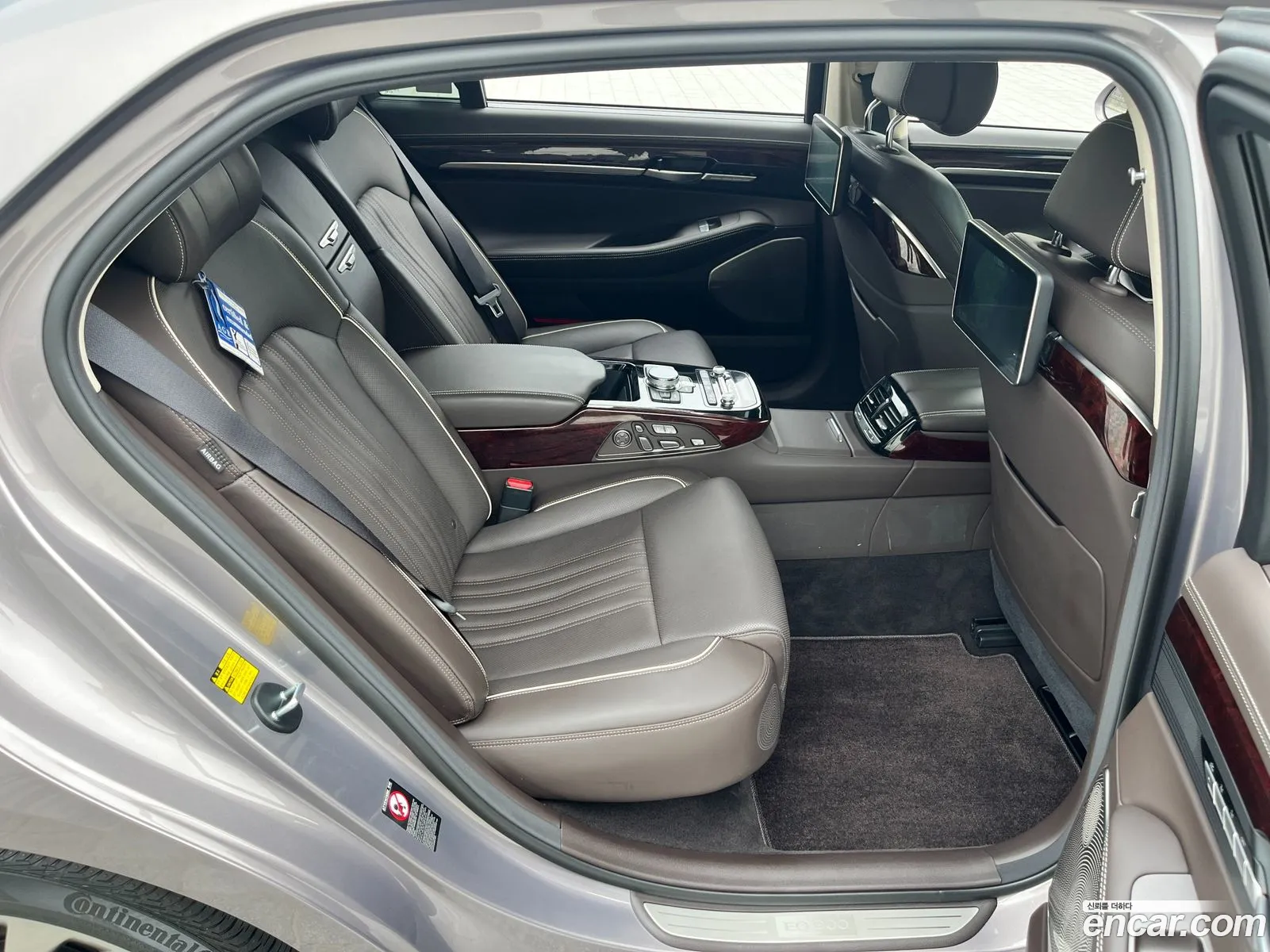 Genesis G90 I 50 Gdi Awd 2016 - фотография 1544998