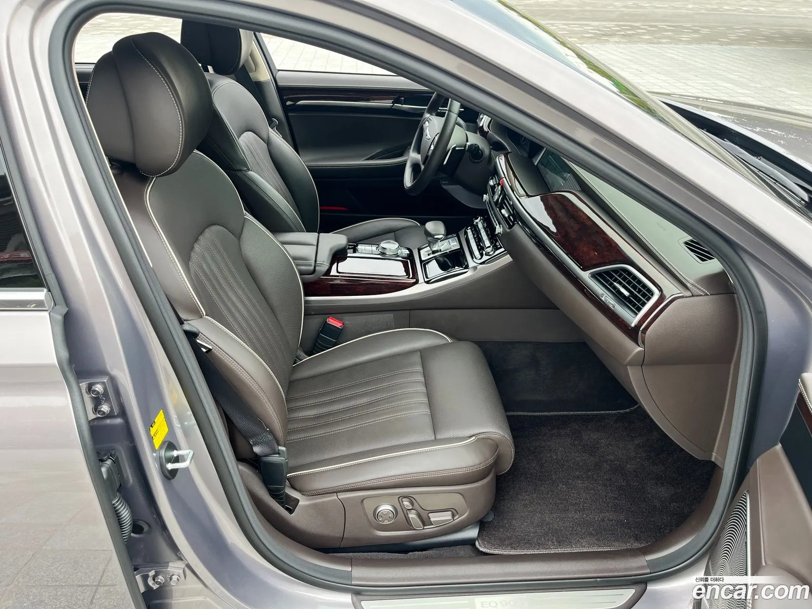 Genesis G90 I 50 Gdi Awd 2016 - фотография 1544999