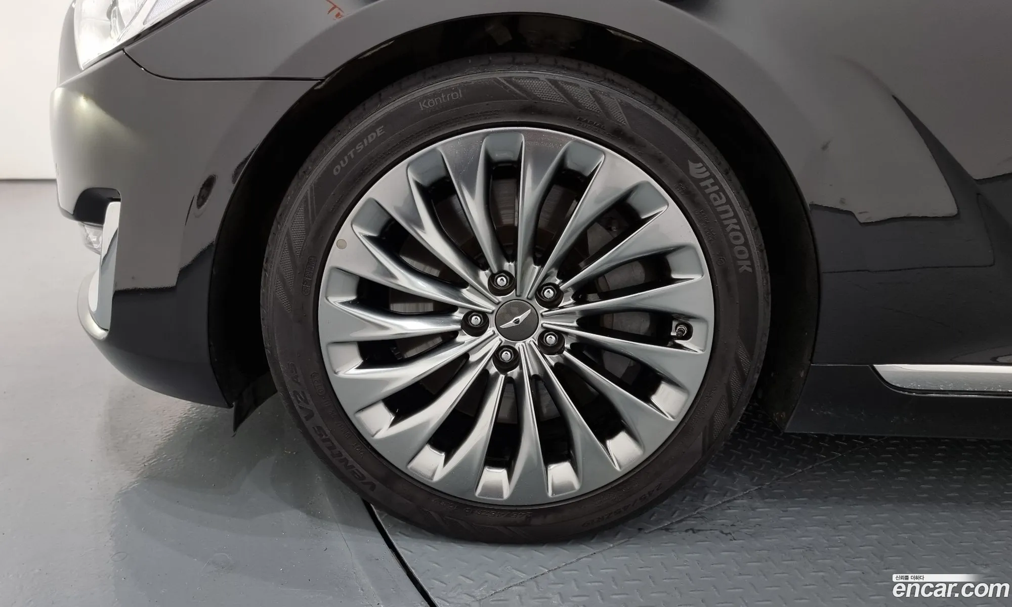 Genesis G90 I 38 Gdi Awd 2018 - фотография 1547494