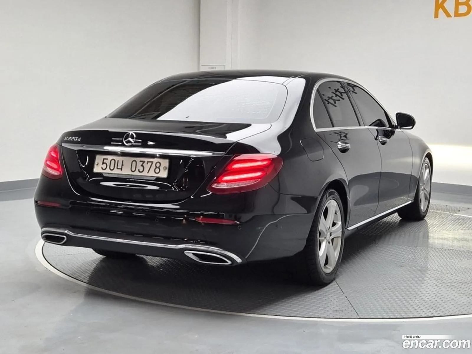 Mercedes-Benz E-Klasse E220D Avant Garde 2017 - фотография 16428658