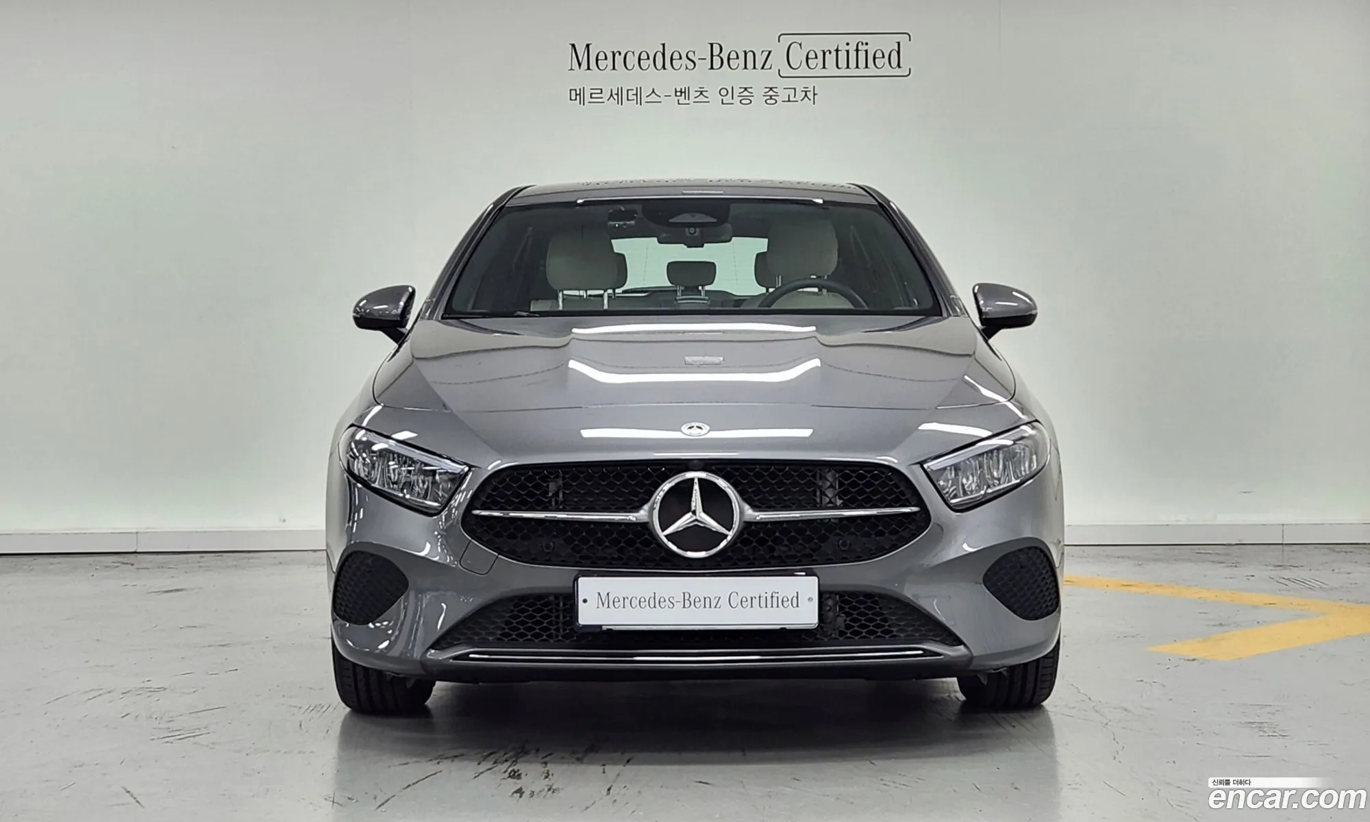 Mercedes-Benz A-Klasse A220 Hatchback 2024 - фотография 16428621