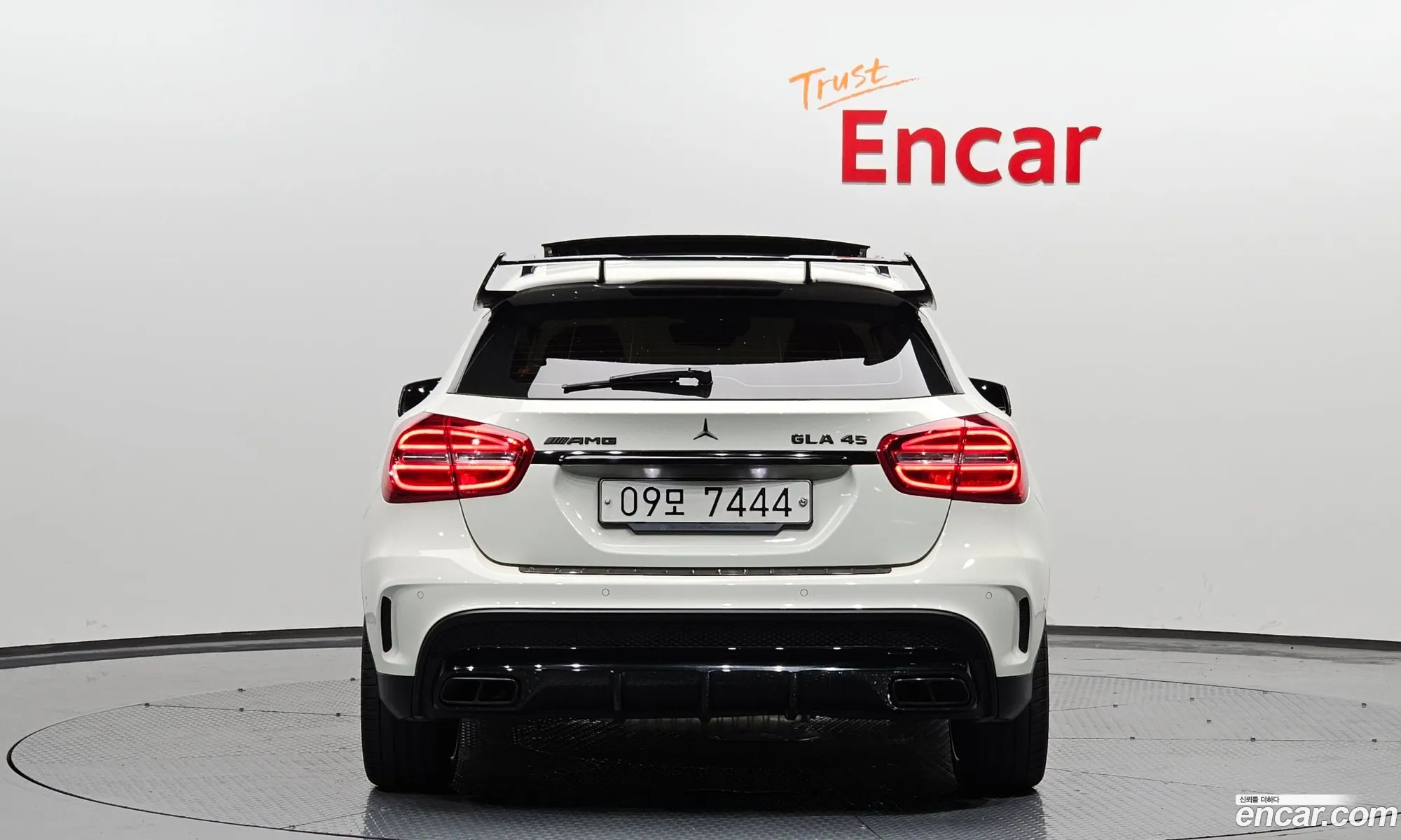 Mercedes-Benz Gla-Klasse Gla45 Amg 4Matic 2016 - фотография 16467767