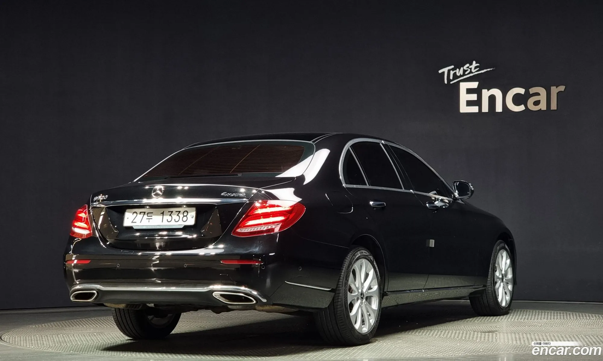 Mercedes-Benz E-Klasse V W213 S213 C238 E300 4Matic Exclusive 2019 - фотография 17944734