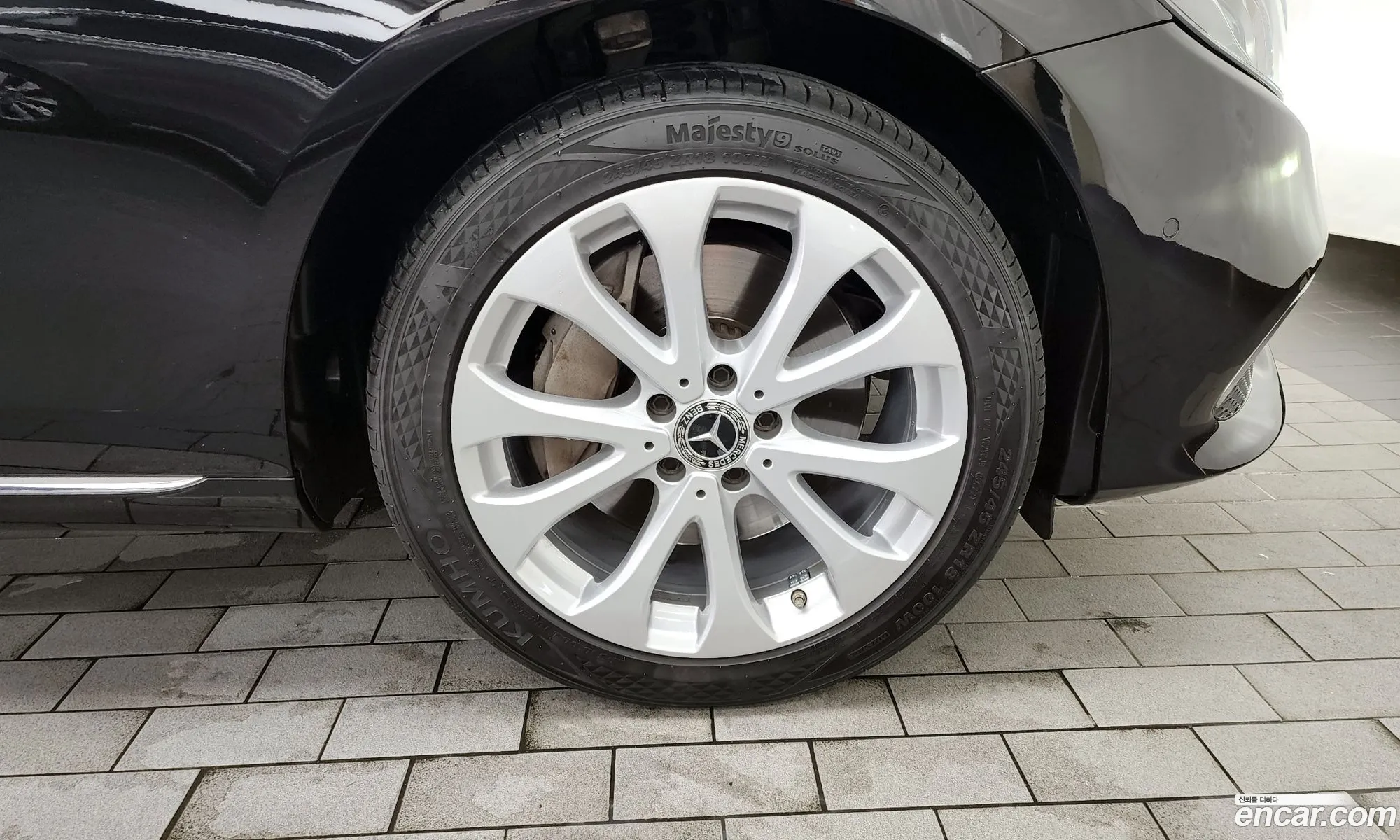 Mercedes-Benz E-Klasse V W213 S213 C238 E300 4Matic Exclusive 2019 - фотография 17944737