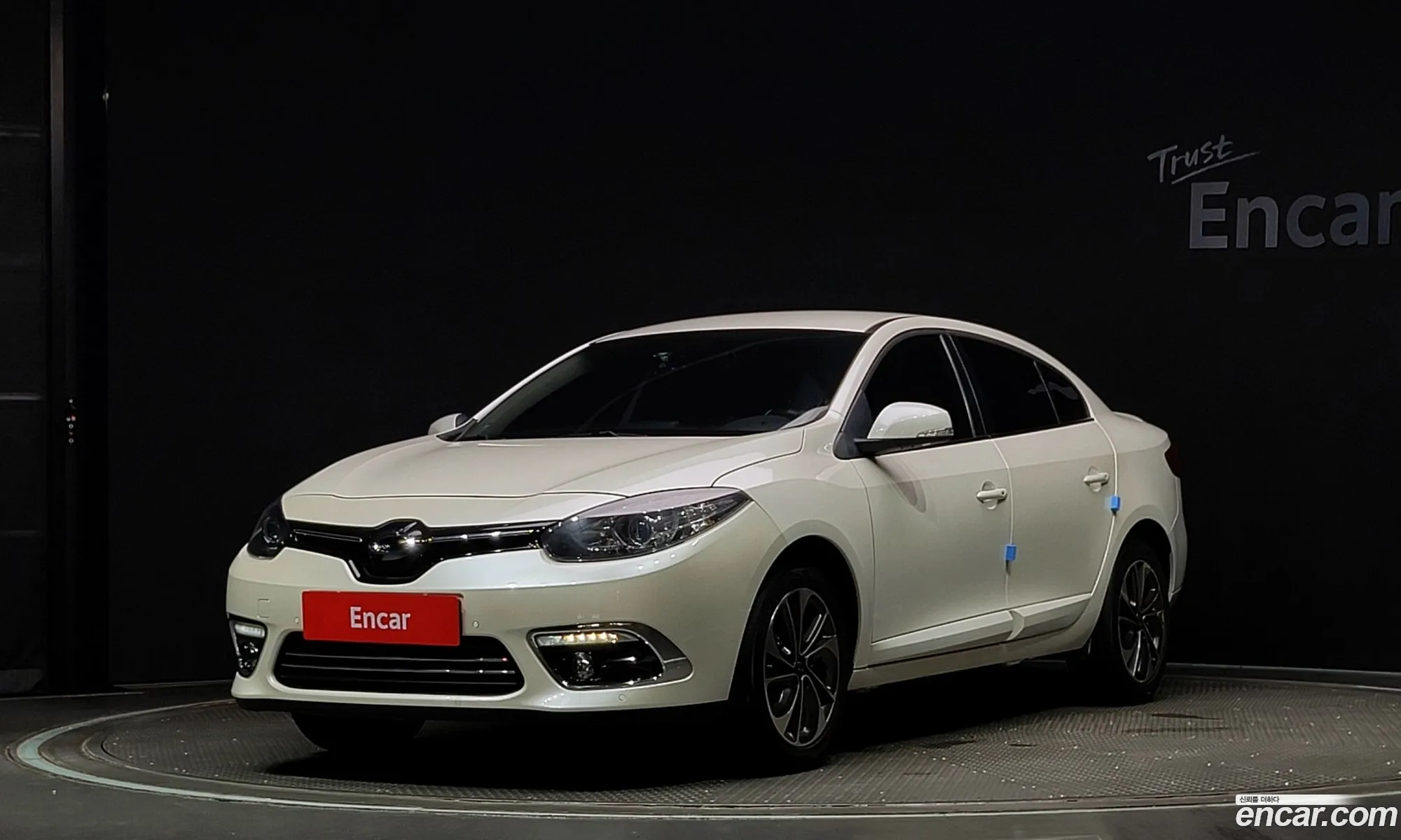 Renault Samsung Sm3 Re 2015 - фотография 1514889