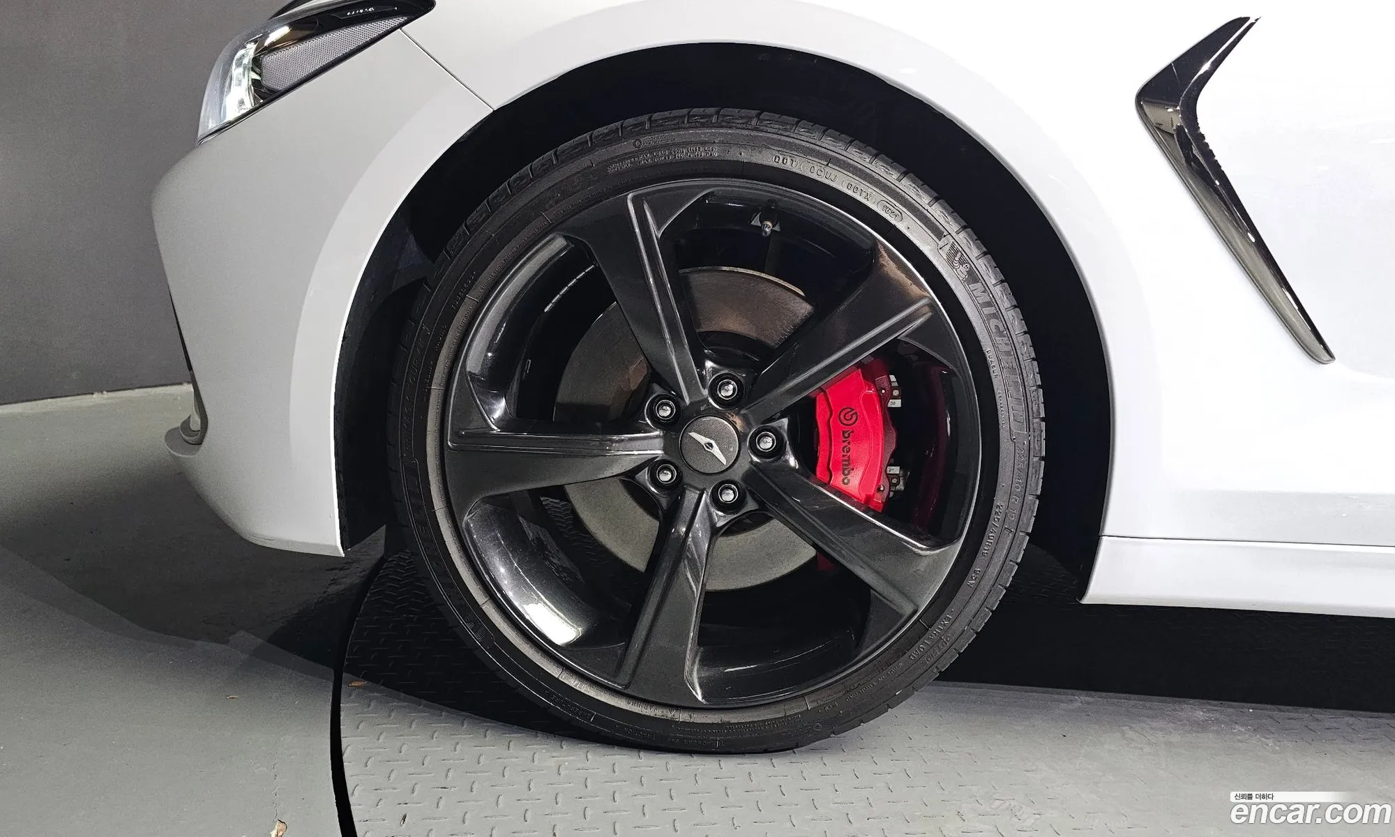 Genesis G70 I 20T 2018 - фотография 738290