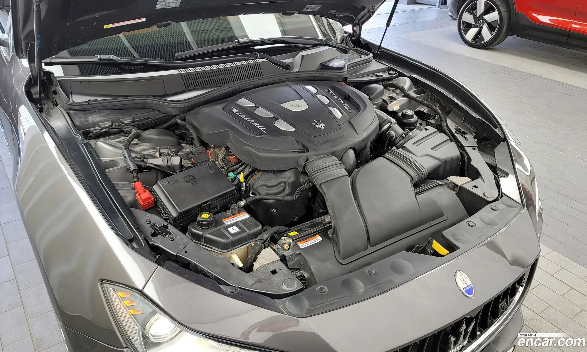 Maserati Ghibli Iii 30 Diesel 2015 - фотография 12595244
