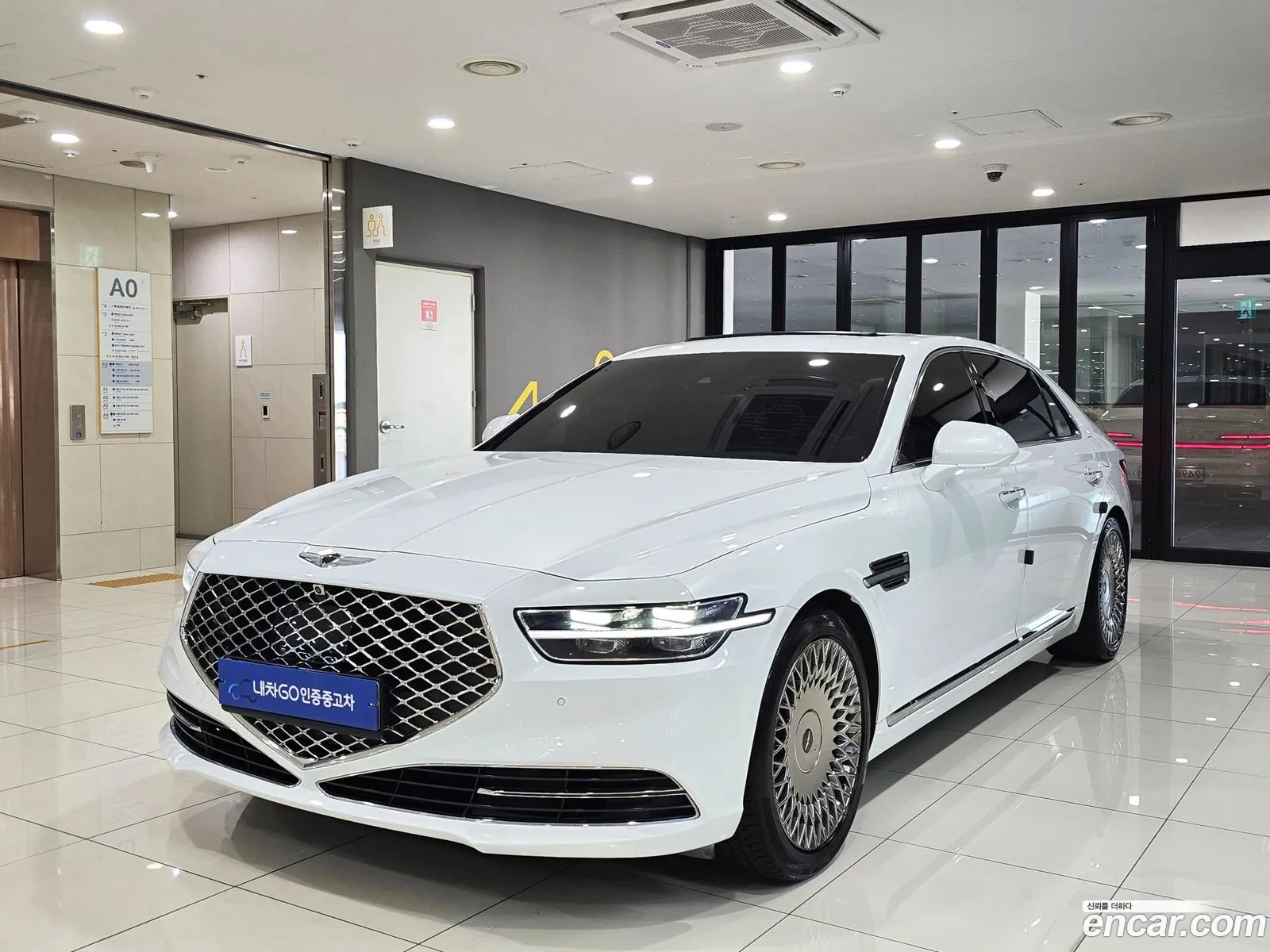 Genesis G90 I 38 Awd 2020 - фотография 1544970