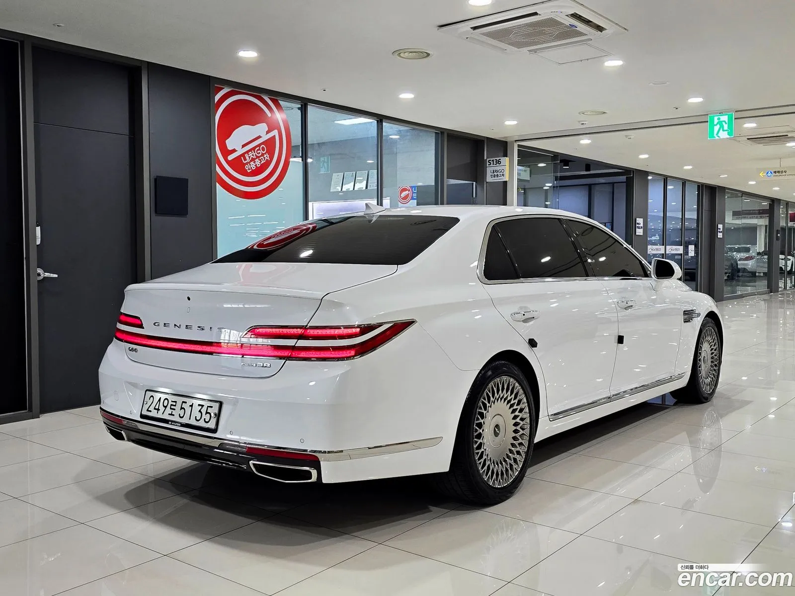 Genesis G90 I 38 Awd 2020 - фотография 1544972