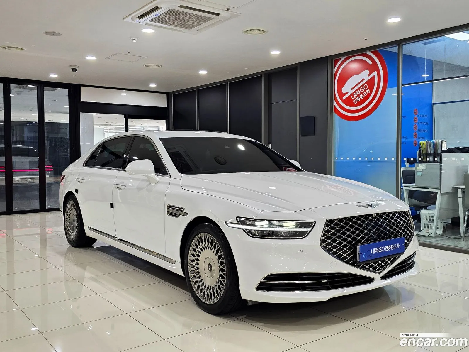 Genesis G90 I 38 Awd 2020 - фотография 1544973