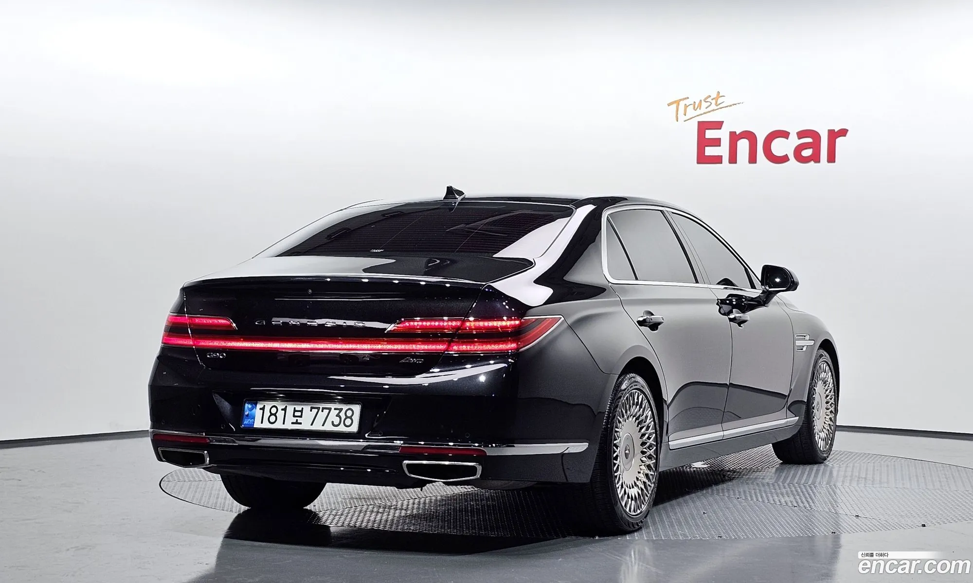 Genesis G90 I 38 Awd 2021 - фотография 1526049