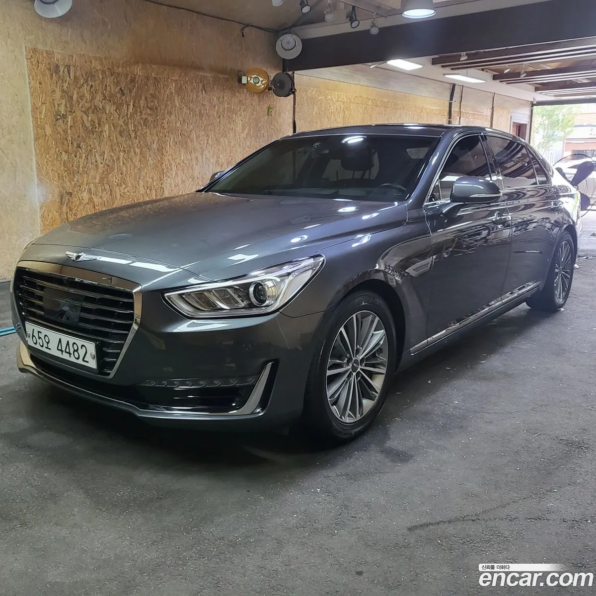 Genesis G90 I 38 Gdi Awd 2017 - фотография 393422