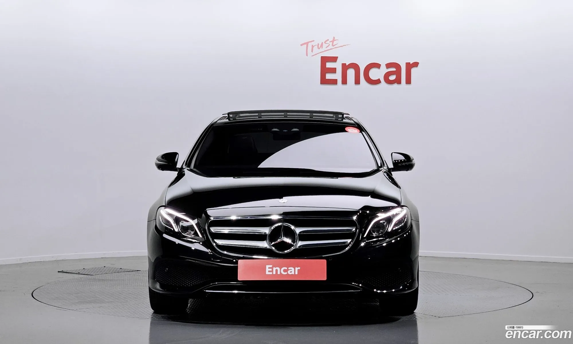 Mercedes-Benz E-Klasse E300 Avantgarde 2017 - фотография 16237808