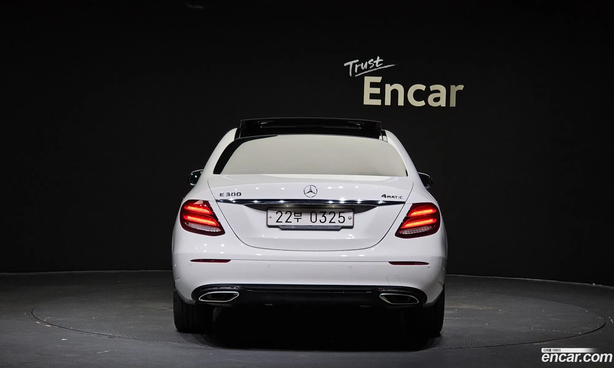 Mercedes-Benz E-Klasse E300 4Matic Avant Garde 2016 - фотография 16327120