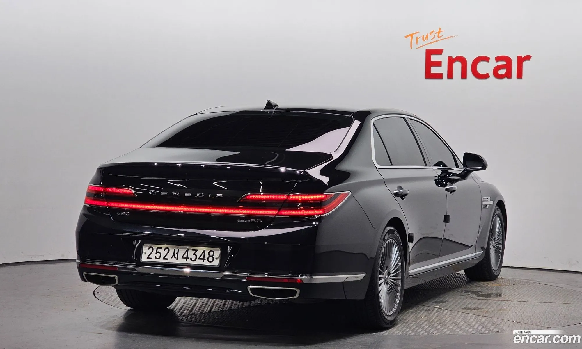 Genesis G90 38 Awd Luxury - фотография 1428447