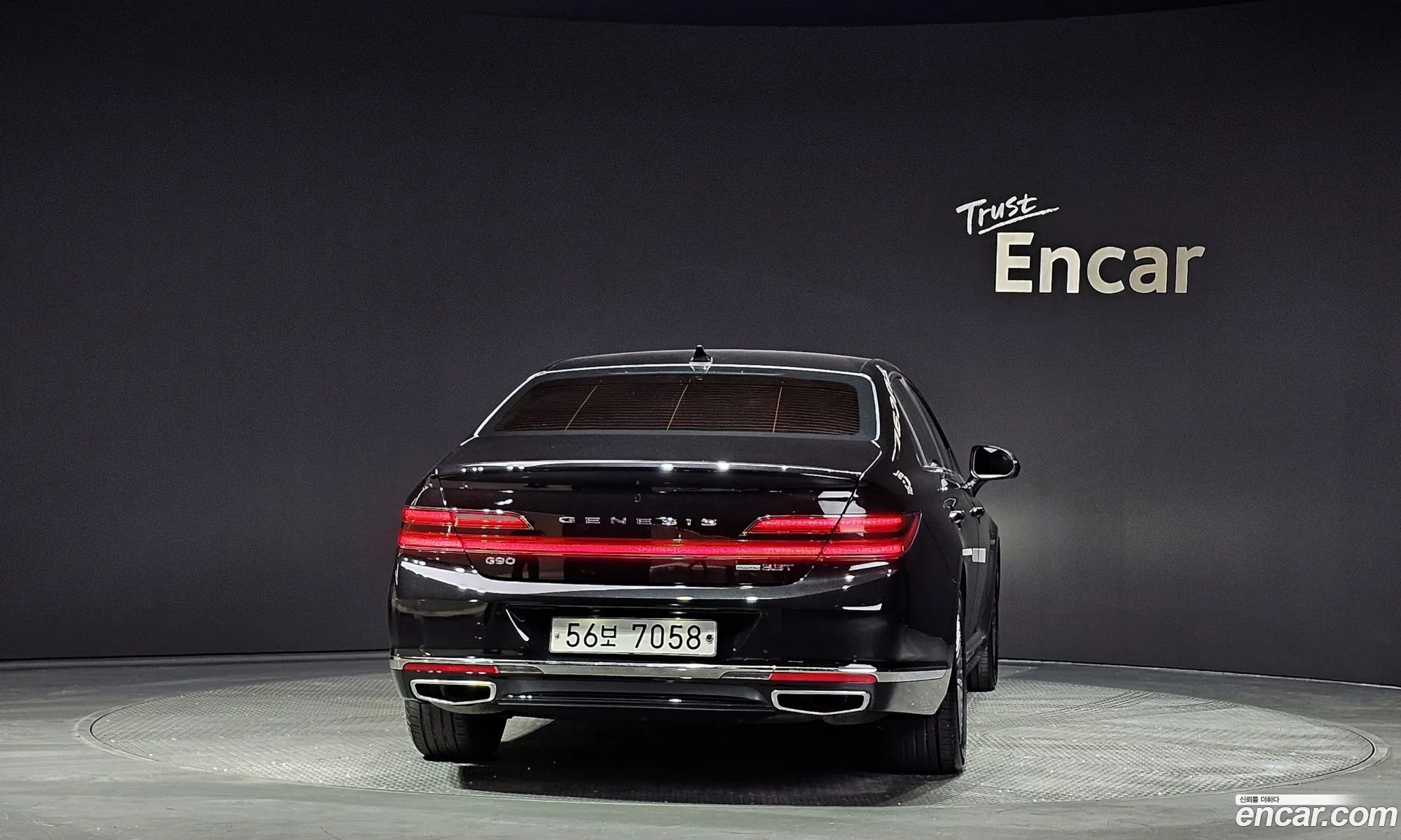 Genesis G90 I 33T Awd 2018 - фотография 1112380