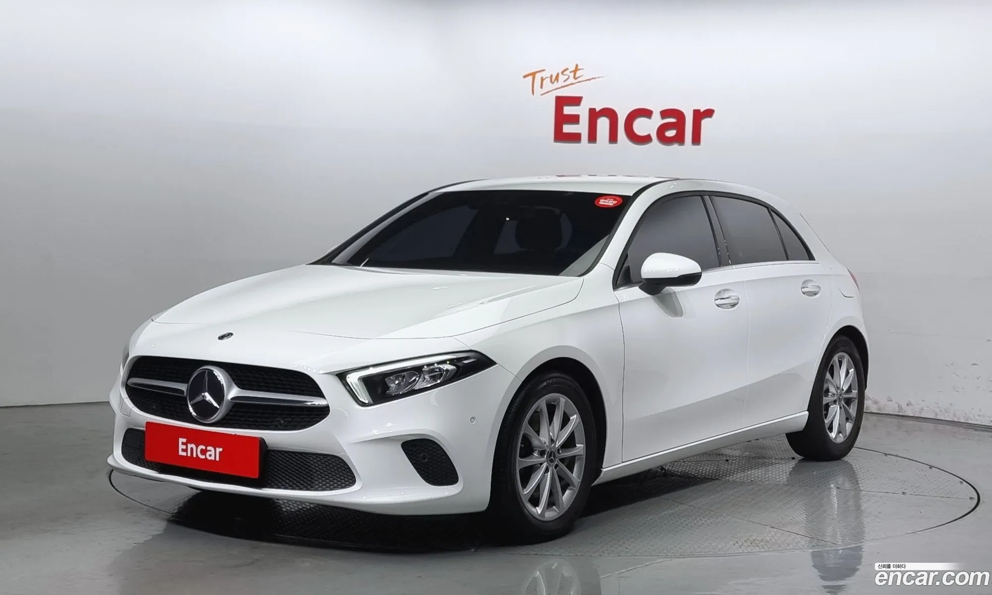 Mercedes-Benz A-Klasse Iv W177 A220 Hatchback 2020 - фотография 16237866
