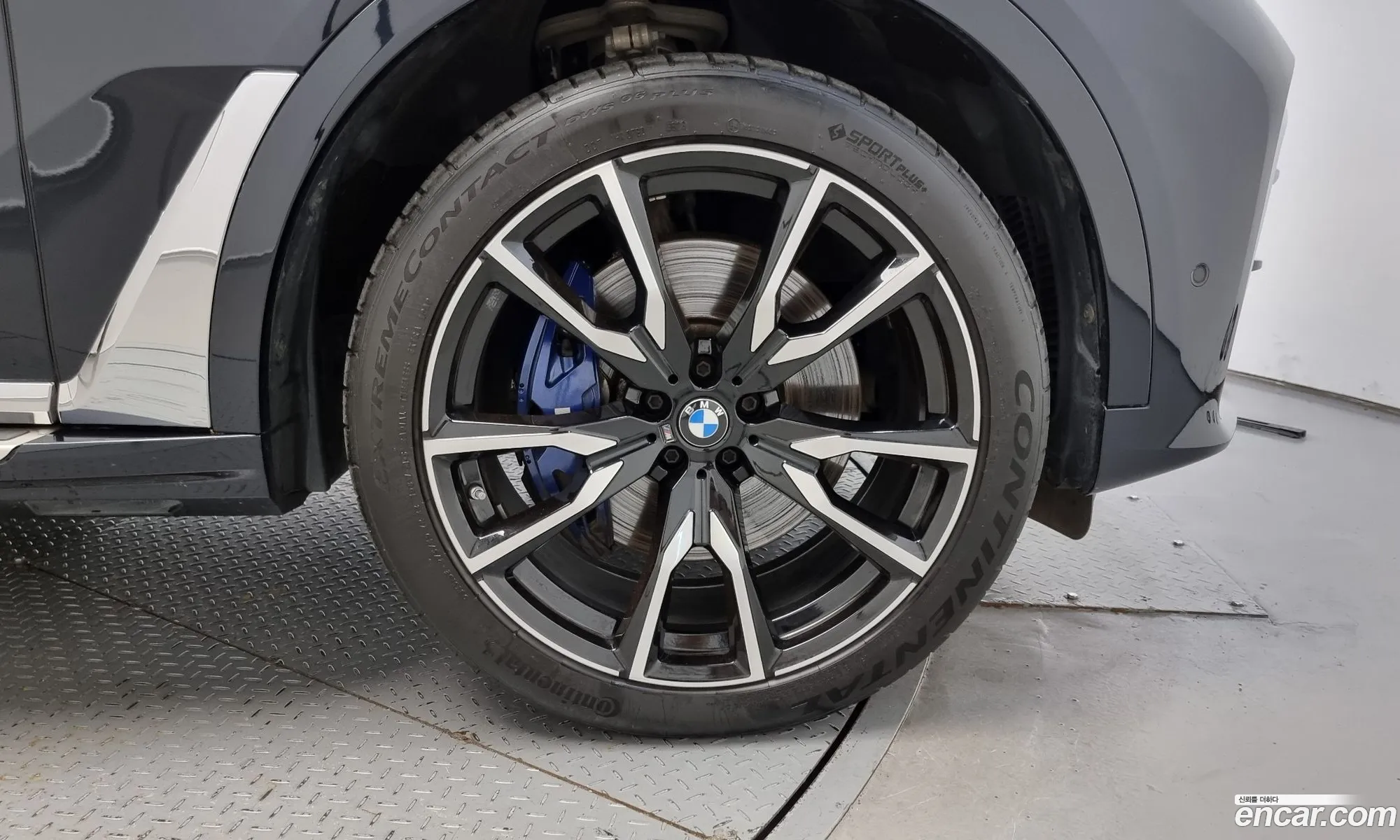 BMW X7 I G07 xDrive 40I M Sports 6-Seater 2021 - фотография 18908903