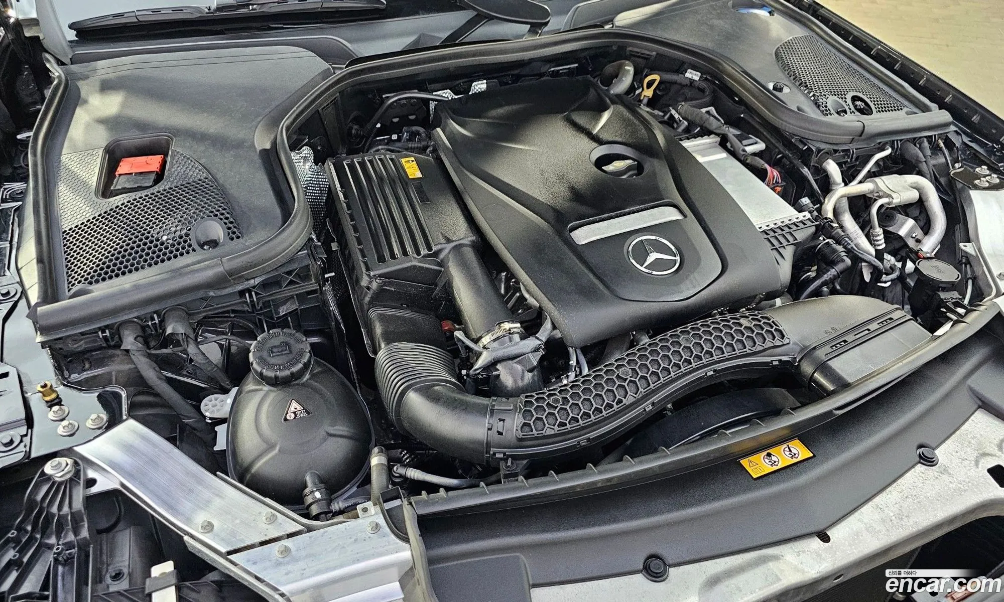 Mercedes-Benz E-Klasse E250 Amg Line 2023 - фотография 16425722