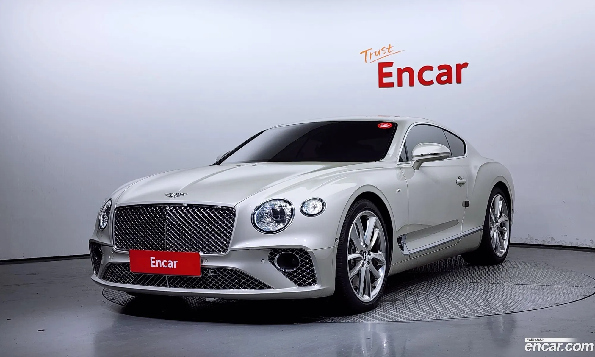 Bentley Continental 40 Gt 2020 - фотография 14481854